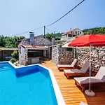 Rokov Casa vacanze Mali Iž