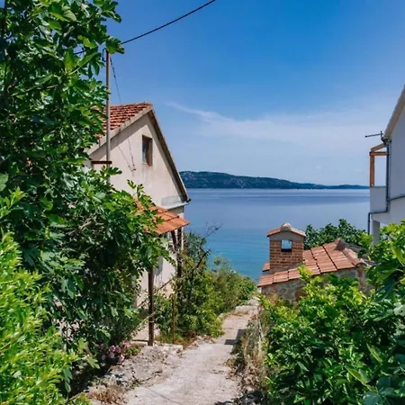 Rokov Casa de Férias Mali Iž
